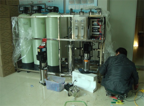 反（fǎn）滲（shèn）透設備（bèi）運行前調試
