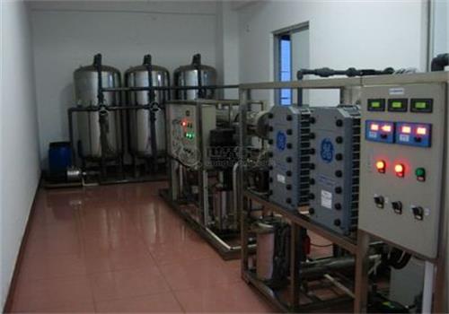 軟化水設備（bèi）