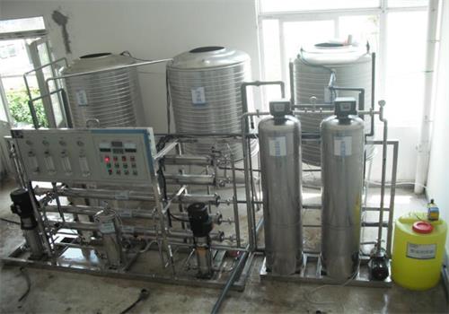 反滲（shèn）透設備