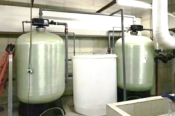 沁陽市瑞鼎（dǐng）機械膠輥（gǔn）製造有限公司軟（ruǎn）化水設備項目