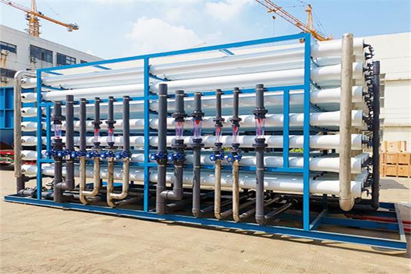 工業純（chún）水設備