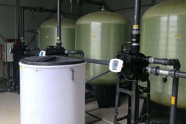 全自動工業軟（ruǎn）化（huà）水設備