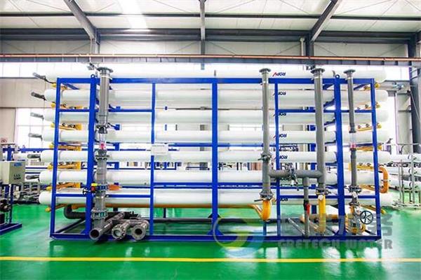 怎樣選擇適合的純水設備（bèi）生產廠家？