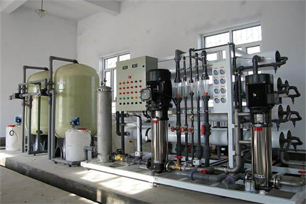反滲透（tòu）純水設備廠家