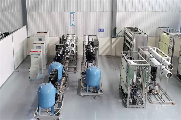 1噸/時工業脫鹽水（shuǐ）裝置