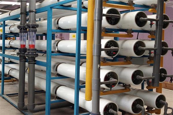 運（yùn）城反滲透水（shuǐ）處理裝置