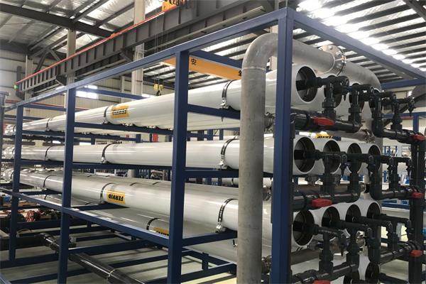 反滲透裝置主要有