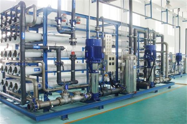 化工行業（yè）超純水（shuǐ）設備生產廠家