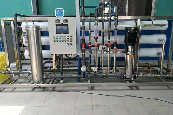反（fǎn）滲透水處理設備