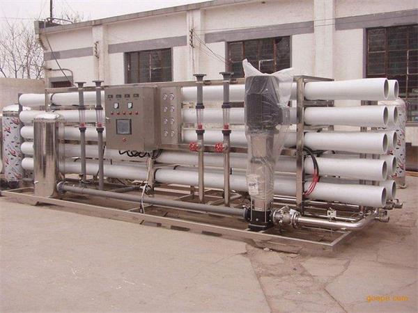 湖南（nán）鋰電池8T/H雙級反滲透純水設備項目（mù）