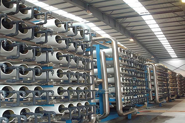 蘇（sū）州純水設備哪（nǎ）家（jiā）好？多維（wéi）度解析助您明智選擇