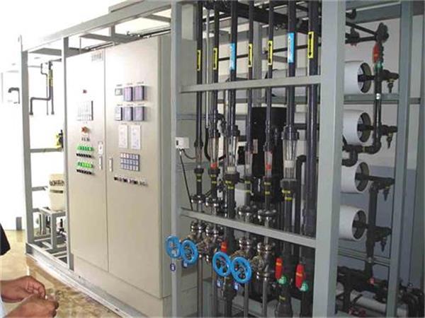 除鹽水（shuǐ）處（chù）理（lǐ）設備多少錢？