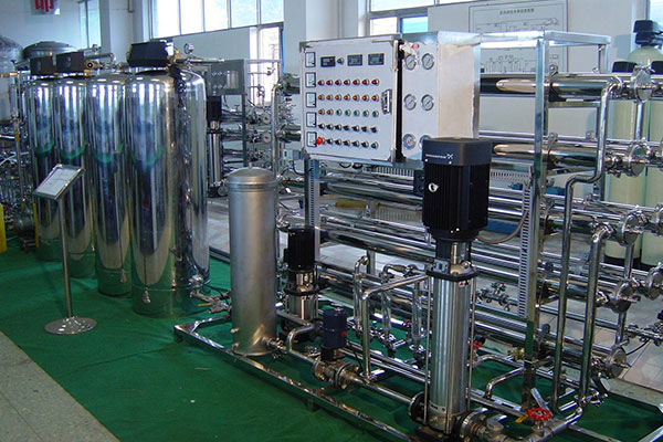 反（fǎn）滲透水處理設備（bèi）價格大概多（duō）少