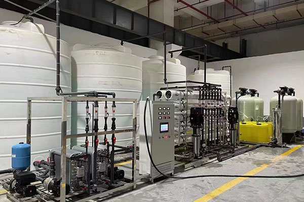 反滲透水（shuǐ）處理設備價格大概多少