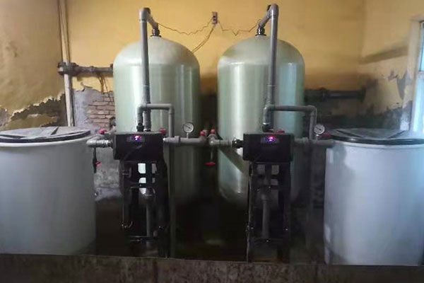 全自動鈉離子交換器：工業用（yòng）水的品質保障