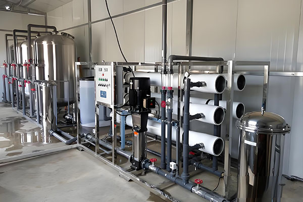 反滲透水處理設備廠家全國哪（nǎ）家好（hǎo）？采購指南