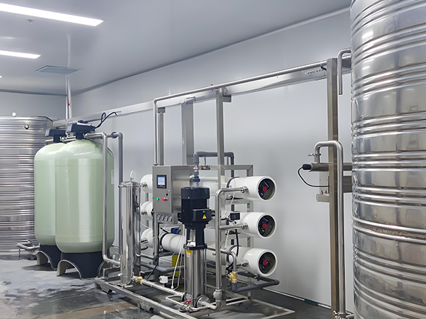 反滲透淨水（shuǐ）設備價格解析：企業如何精準控製成本？