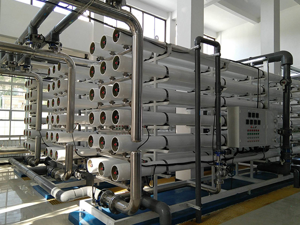 電廠鍋爐（lú）反滲透水處理設備：守護熱源的&ldquo;幕後（hòu）尖兵&rdquo;