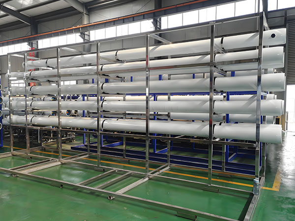 驚！工業反滲透水處理設（shè）備生產（chǎn）廠家大揭（jiē）秘！