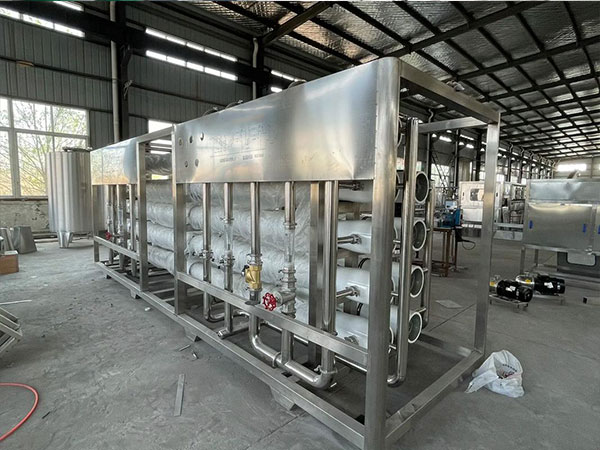 反滲透（tòu）淨（jìng）水設備生產廠家