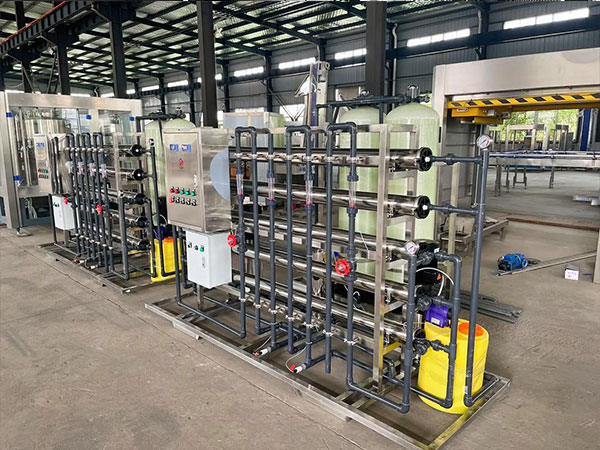 西安反滲透水處理設備廠（chǎng）家：工業水質處理的本地之選（xuǎn）