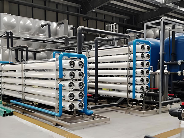 大型反滲透淨水設備：保障工業穩定（dìng）供水的心髒