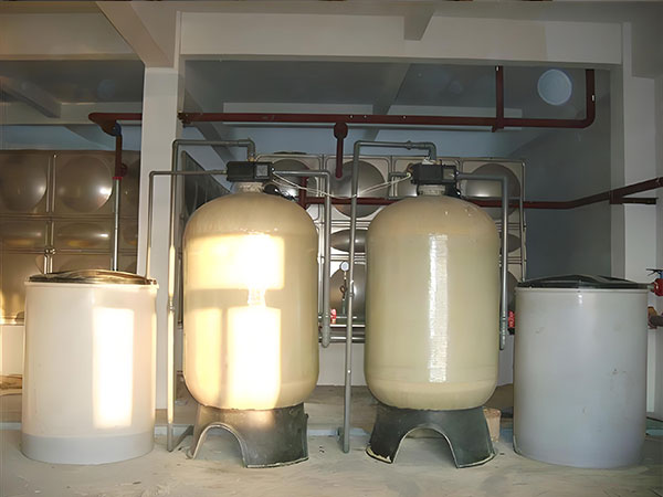 穩（wěn）定水質的可靠保障：全自動軟化水處理器的卓越表現