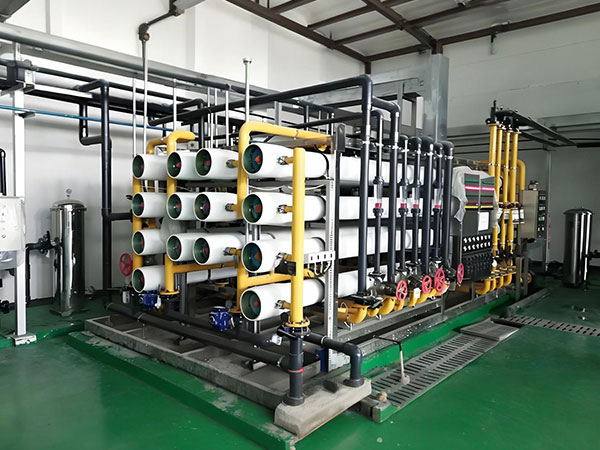 大型反滲透淨水設備：工業規模化淨水的穩定支撐