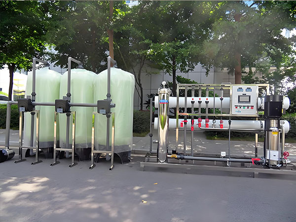 反（fǎn）滲透水處理成套設備