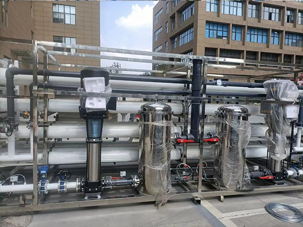 純水（shuǐ）設備要多少錢一套？工業級定價邏輯拆解
