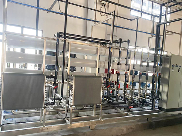 從設計選（xuǎn）型到運維銜接，電子超純（chún）水設（shè）備的係統化配置思路