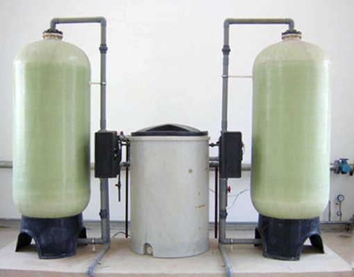 富萊克（kè）、潤新軟（ruǎn）化水設備（bèi）